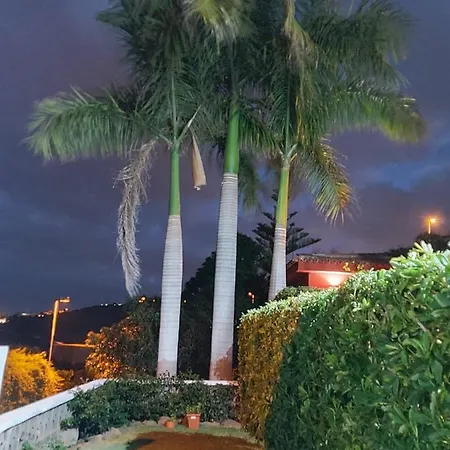 Semesterbostad Home2book La Casa De Carolina